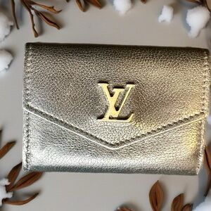 LOUIS VUITTON Taurillon Portefuille Black Leather Wallet